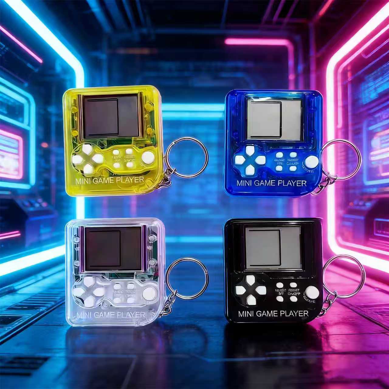 جهاز ألعاب محمول صغير بتصميم ك - مراجعة Gaming Console Keychain وسعره